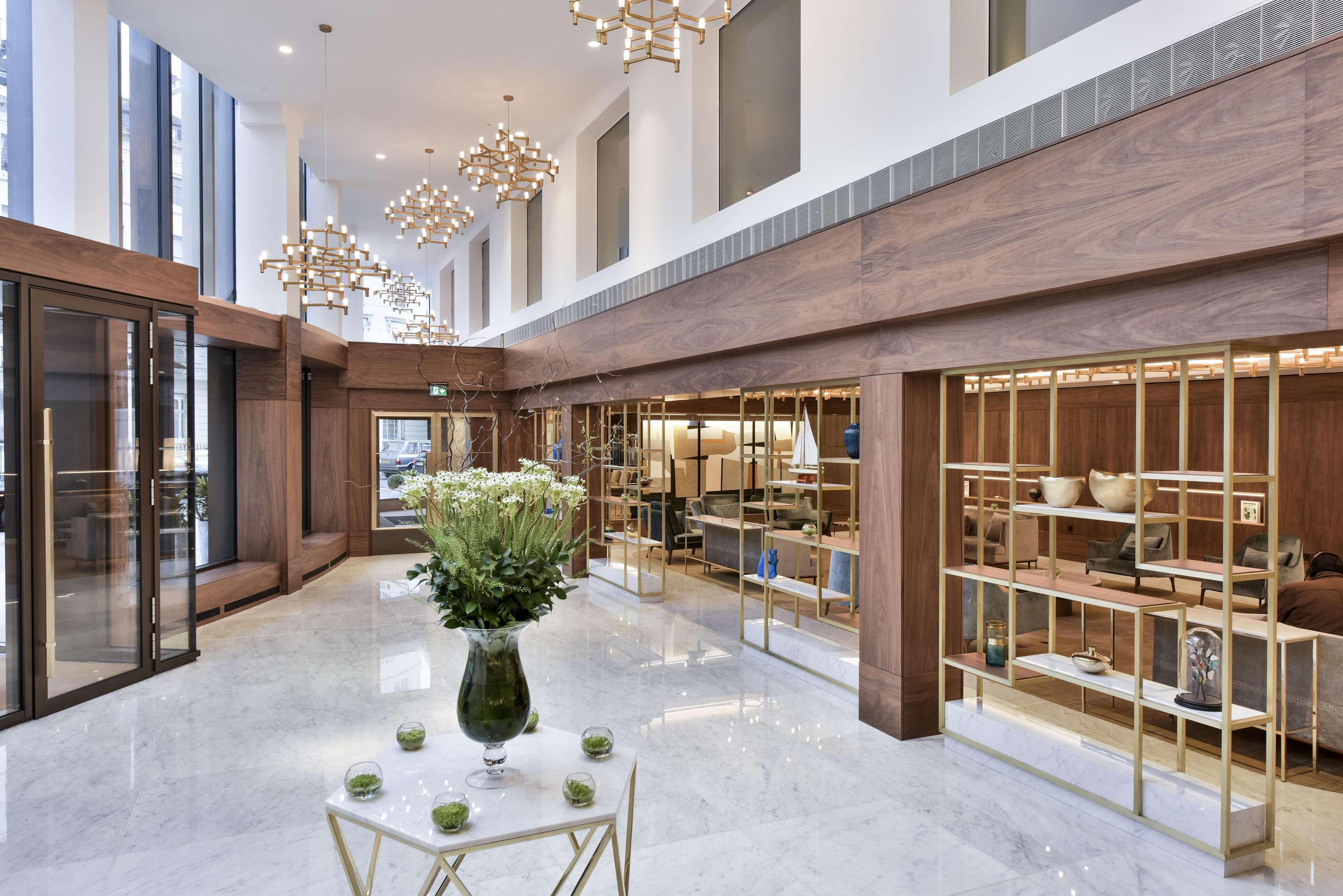 Hotel Royal Lancaster Londra Esterno foto The lobby of the hotel